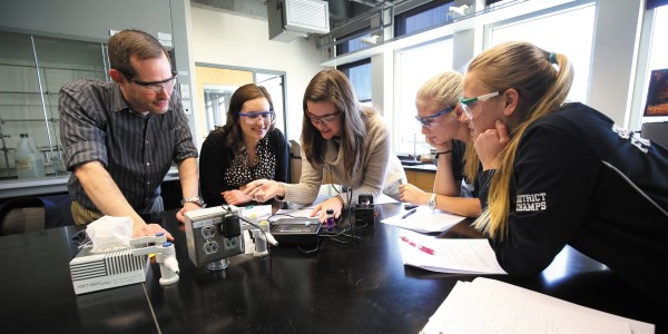 2016 FURMAN Advantage chemistry lab 2000