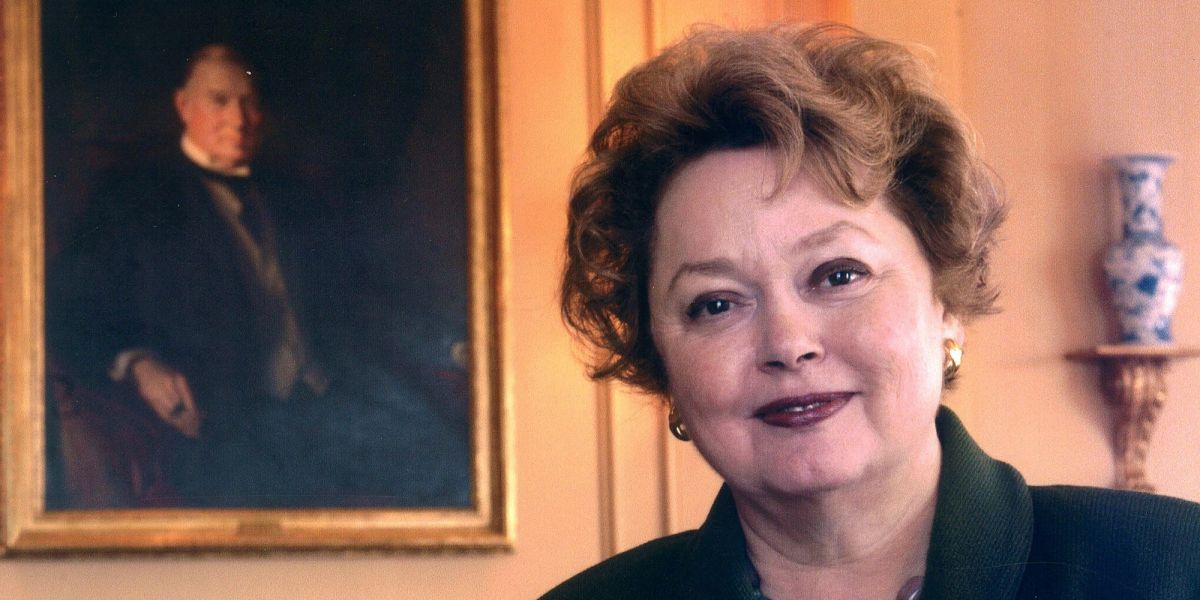 1996 Elizabeth Locke