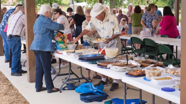 Strengthening Congregations and Communities